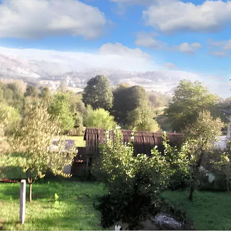 Cozy House In With Garden Dom wakacyjny